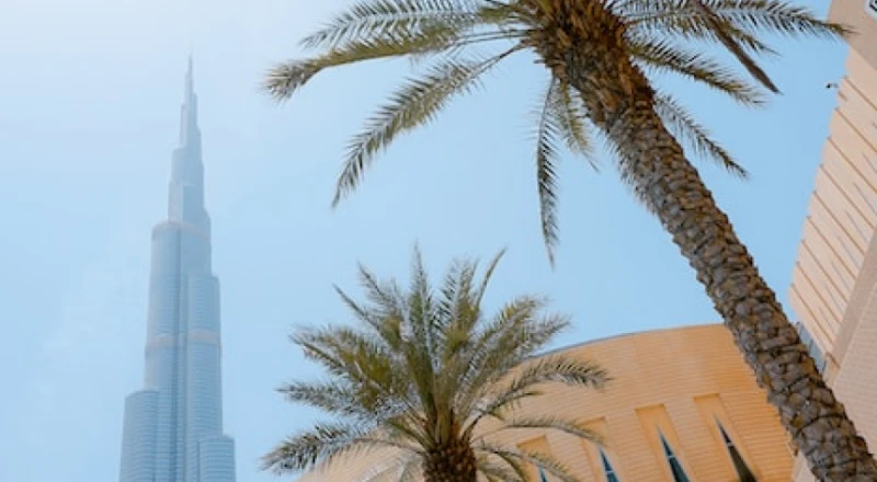 Zkoumání nejnovějších zpráv a vývoje v Dubaji